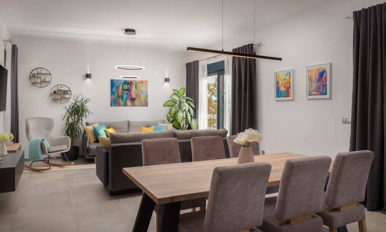Villa Marulovo Hills 特罗吉尔 外观 照片