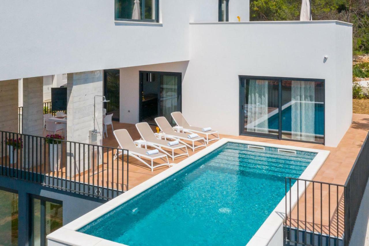 Villa Marulovo Hills 特罗吉尔 外观 照片