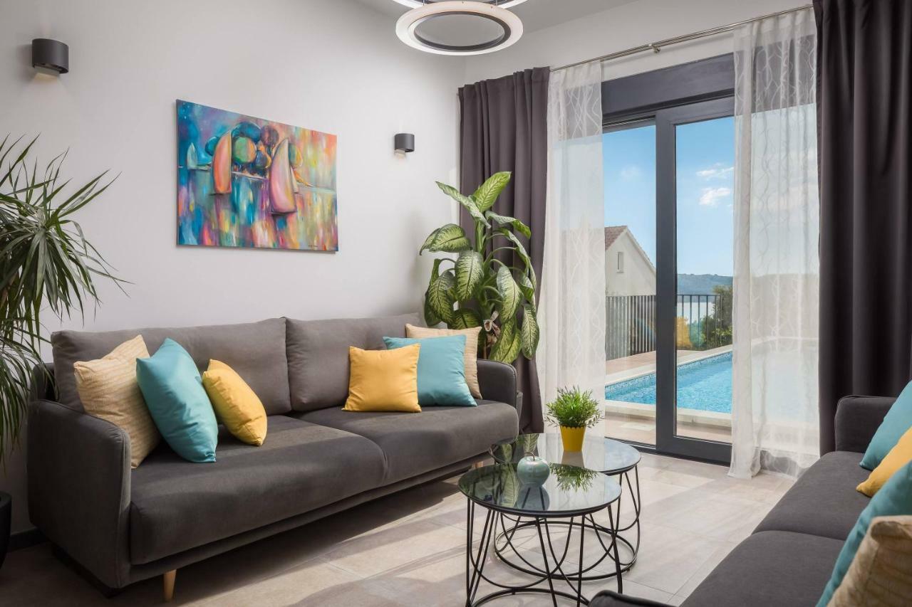 Villa Marulovo Hills 特罗吉尔 外观 照片