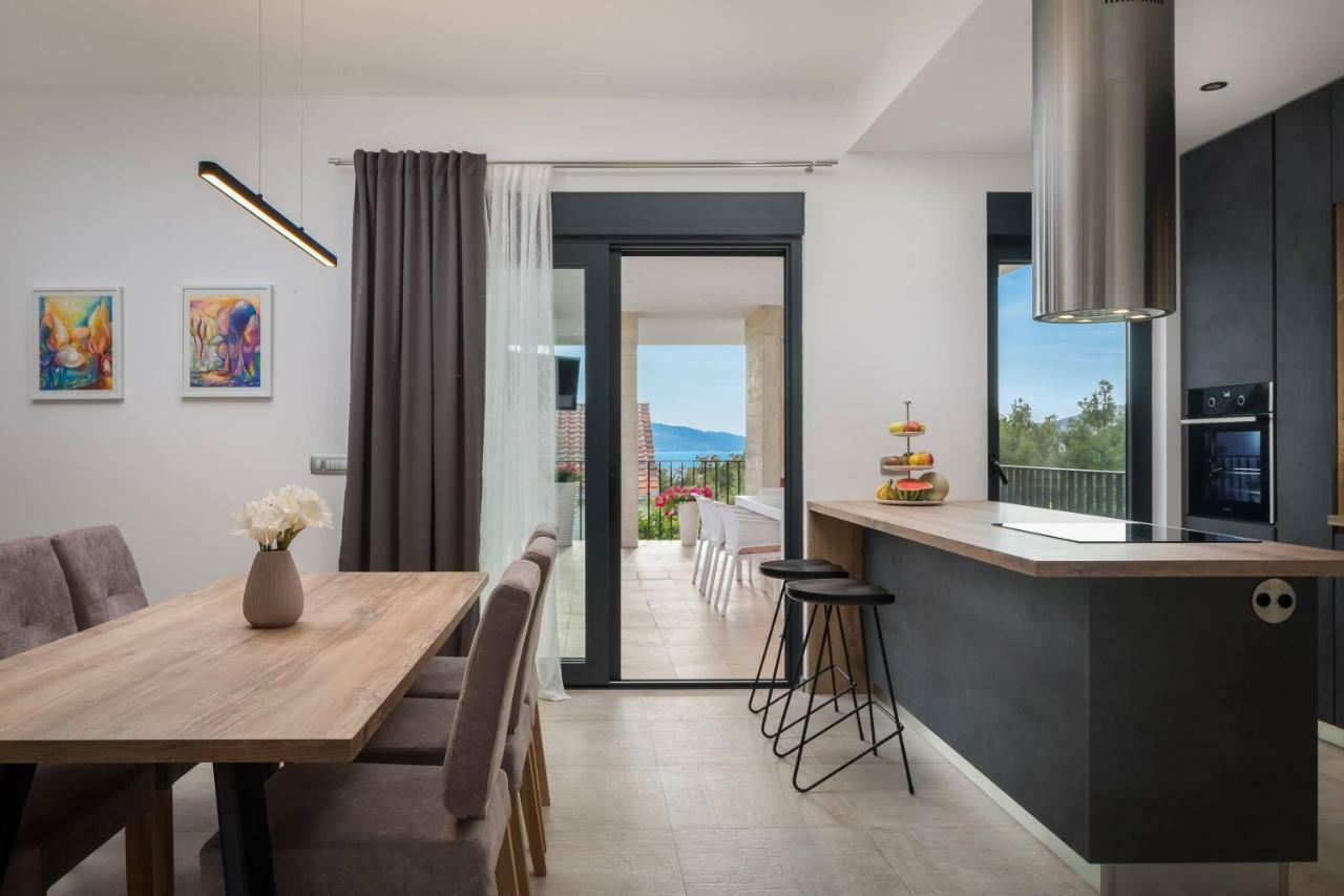 Villa Marulovo Hills 特罗吉尔 外观 照片